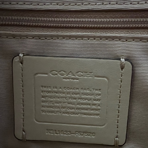 Coach Christie Mini Carryall *NWT* - Picture 6 of 9